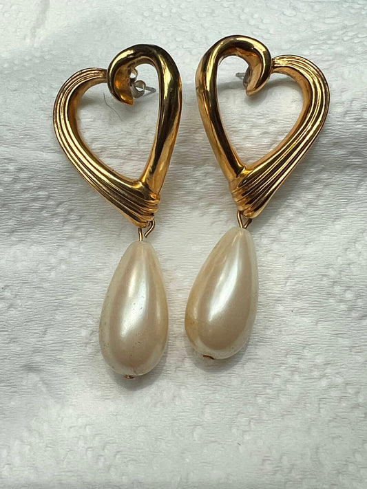 Vintage Avon Gold Heart Earrings