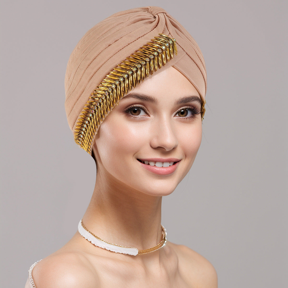 Elegant Gold-Embellished Turban – Stylish Headwrap for Any Occasion